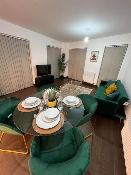 Lux One Bedroom