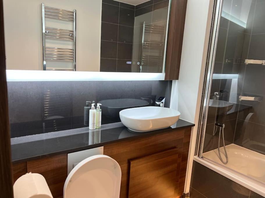 Apartment Lux One Bedroom *